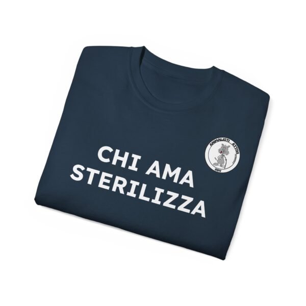 T-Shirt CHI AMA STERILIZZA - Blu - immagine 4